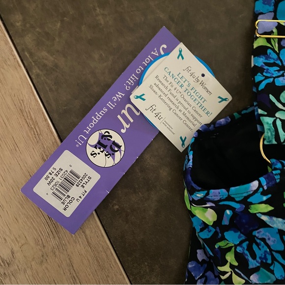 Fit 4 U
Plus Size Square Neck V Hem Swim Top - Picture 5 of 7